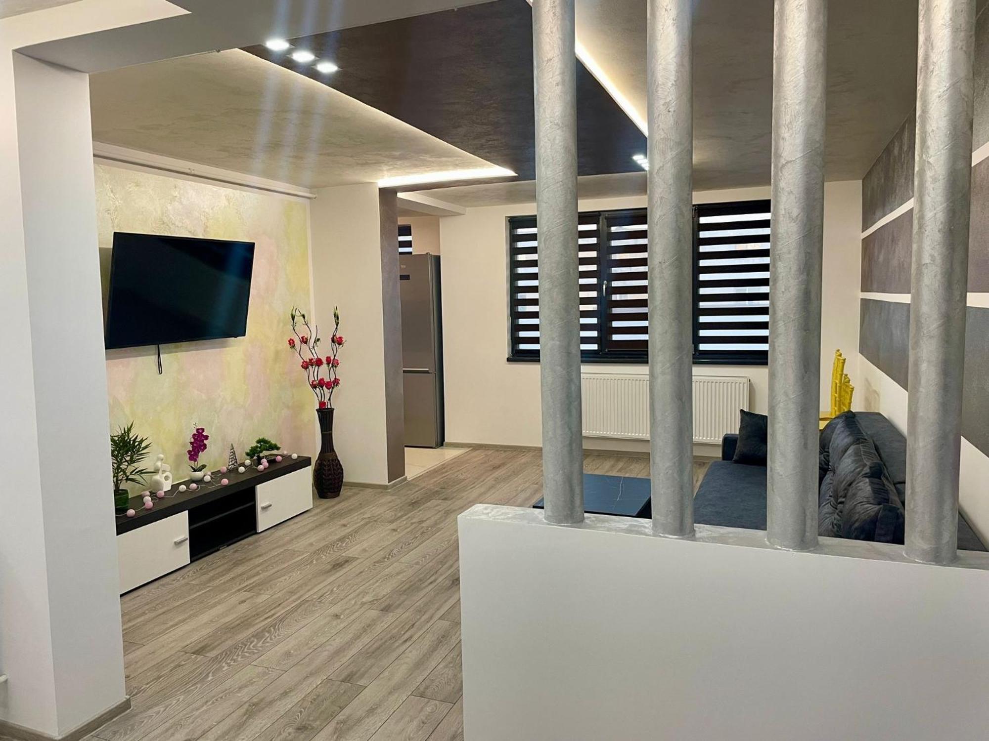 D&D New Residence Pitesti Bagian luar foto
